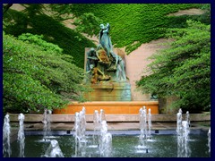 Grant Park  04  - Fountain of the Great Lakes